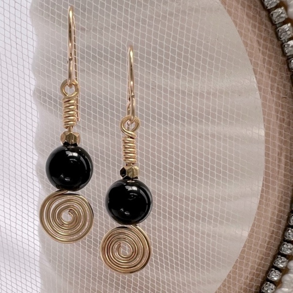 Black Agate Wire Wrap Scroll Earrings Gold & Black